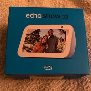 Amazon Echo Show 5 with Alexa - Blue Box